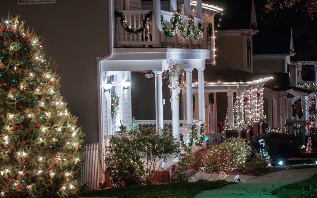5 Tips for Safe Holiday Decorating
